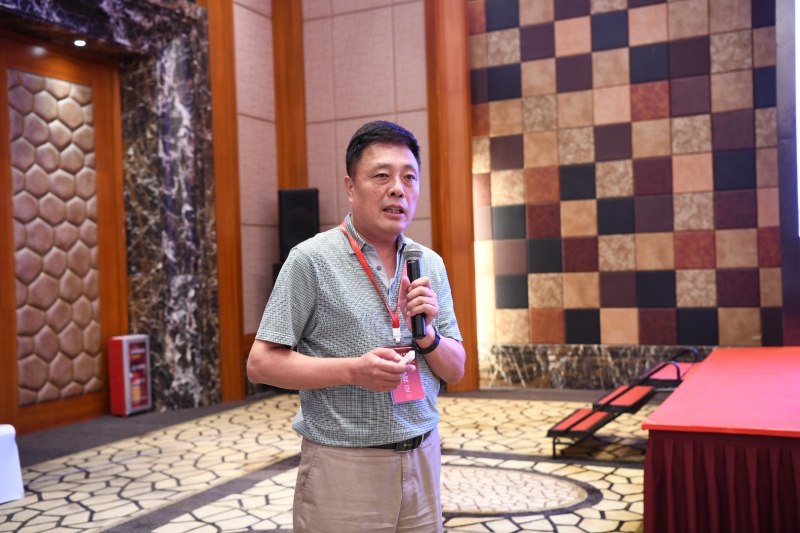 11北京化工大學(xué)、塑料機(jī)械及塑料工程研究生所長(zhǎng)—吳大鳴