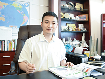 科貝?。簲D出智能化道路上的先行者